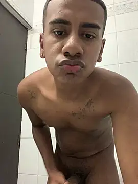 Snapshot of PatrickWest chatting on 12-06-24, 09:46 PatrickWest online show from 12-06-24, 09:46