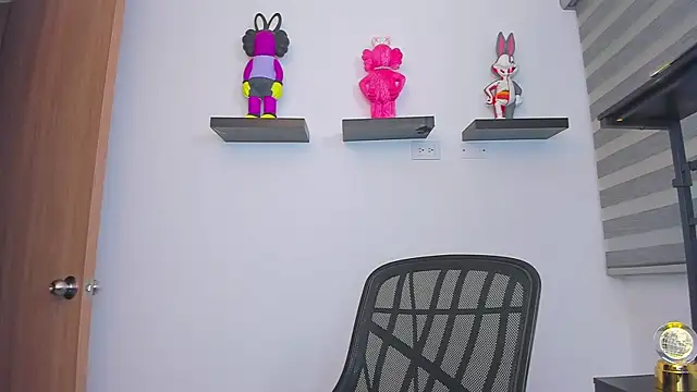 Gangster Girl online show from 04-24-26, 04:37