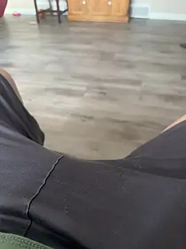 Snapshot of elperrinHN chatting on 02-16-25, 10:32 elperrinHN online show from 02-16-25, 10:32