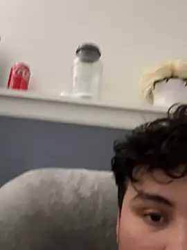 Snapshot of elperrinHN chatting on 02-19-25, 06:32 elperrinHN online show from 02-19-25, 06:32