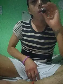 Snapshot of AngLMex chatting on 03-03-25, 02:47 AngLMex online show from 03-03-25, 02:47