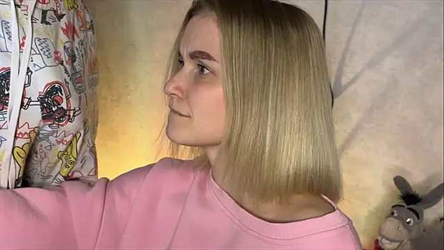 Adelovenick online show from 03-19-25, 06:55