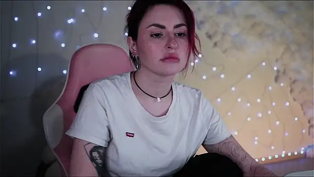 Snapshot of Lana__May chatting on 12-20-24, 05:40 Lana  May online show from 12-20-24, 05:40