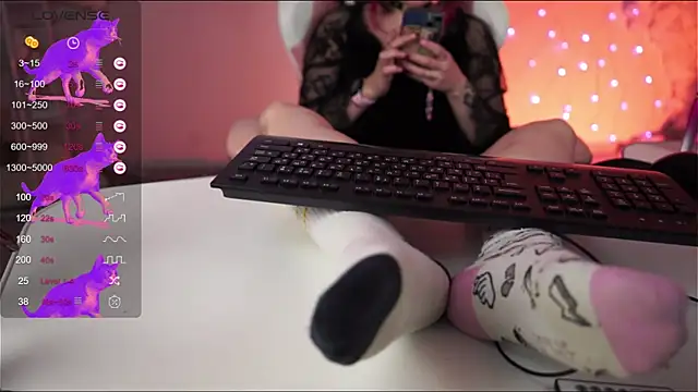 Snapshot of Lana__May chatting on 03-22-25, 02:36 Lana  May online show from 03-22-25, 02:36