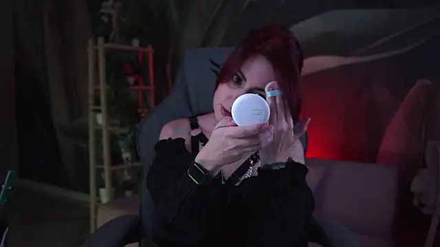 Snapshot of Lana__May chatting on 10-23-25, 06:13 Lana  May online show from 10-23-25, 06:13