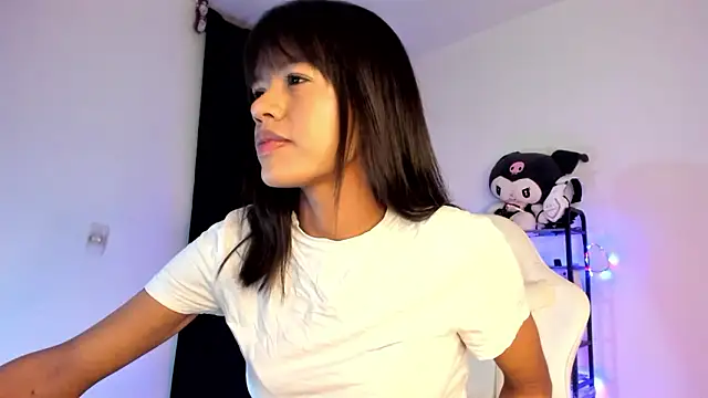 meganthompsonn22 online show from 03-05-26, 06:53