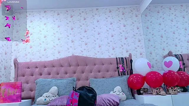 AvrillThomas online show from 03-10-25, 02:05