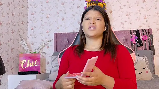 AvrillThomas online show from 11-05-25, 03:56