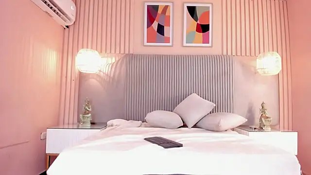 Snapshot of samyriverss chatting on 10-03-25, 01:57 samyriverss online show from 10-03-25, 01:57