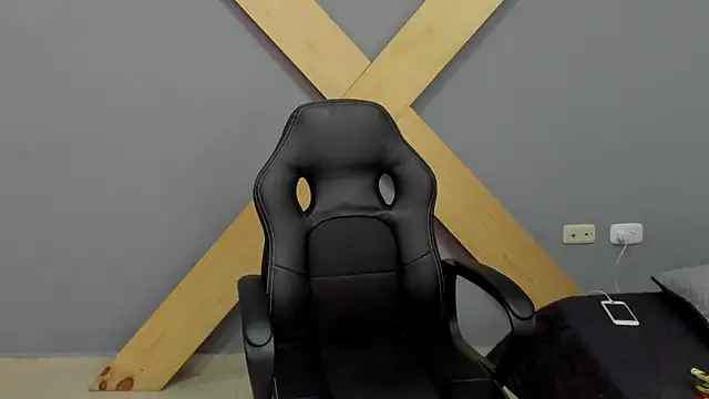 jamesinked  online show from 12-18-24, 05:21