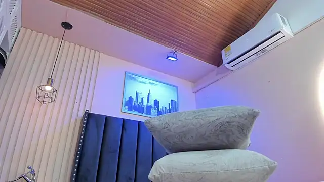 viiolett lee online show from 02-18-26, 08:27