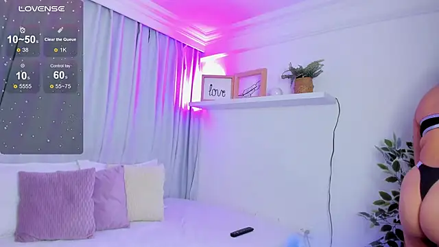 susyy7 online show from 02-26-25, 03:32