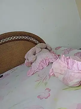 Milfvalesk online show from 01-06-25, 08:50