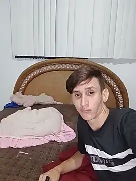 Milfvalesk online show from 10-04-25, 03:04