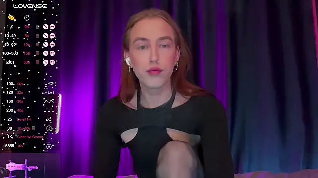 Avril Pearly  online show from 12-16-25, 12:43