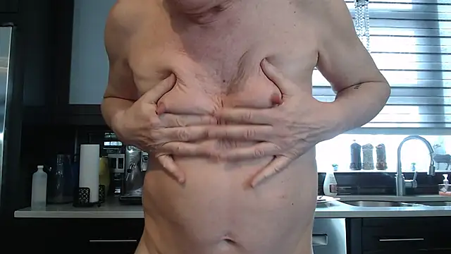 Toy-Daddy online show from 03-05-25, 03:51