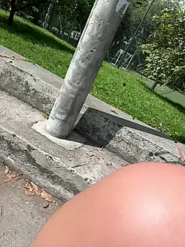 Melody Ds online show from 12-13-24, 04:27