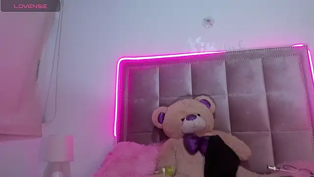 Melody Ds online show from 12-27-24, 11:53