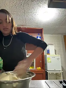 Melody Ds online show from 12-31-24, 03:23