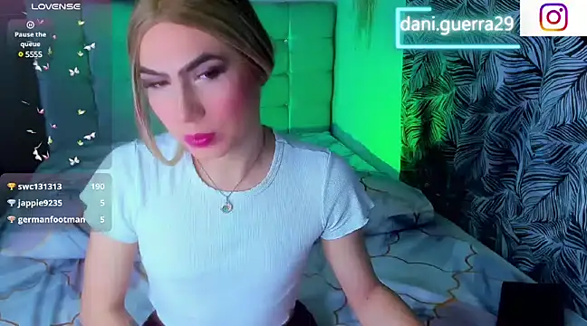 Snapshot of saskya chatting on 03-13-25, 12:27 saskya online show from 03-13-25, 12:27