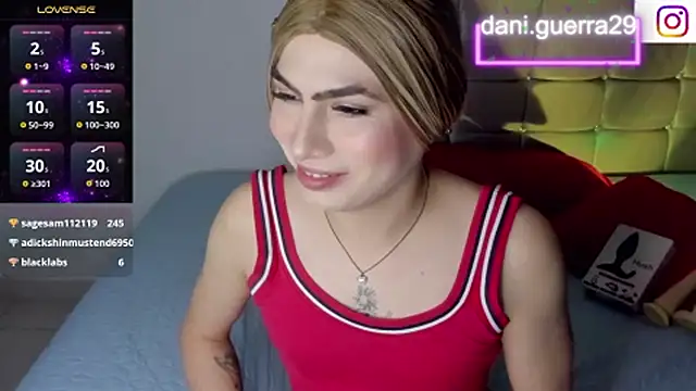 Snapshot of saskya chatting on 11-17-25, 12:05 saskya online show from 11-17-25, 12:05