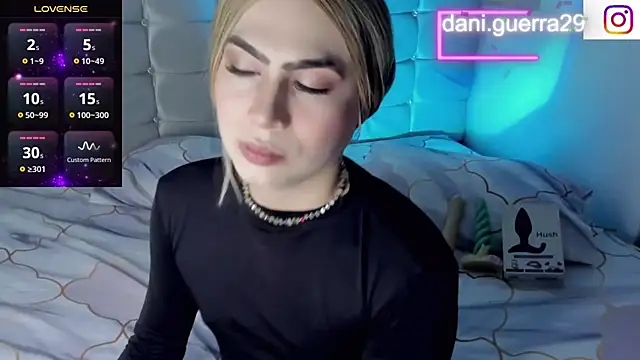 Snapshot of saskya chatting on 11-20-25, 02:12 saskya online show from 11-20-25, 02:12