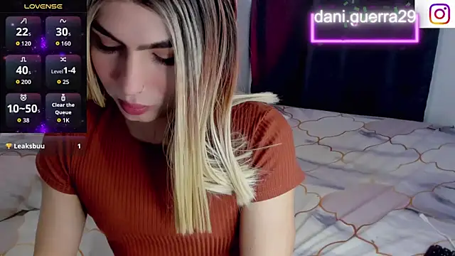 Snapshot of saskya chatting on 12-16-25, 11:26 saskya online show from 12-16-25, 11:26