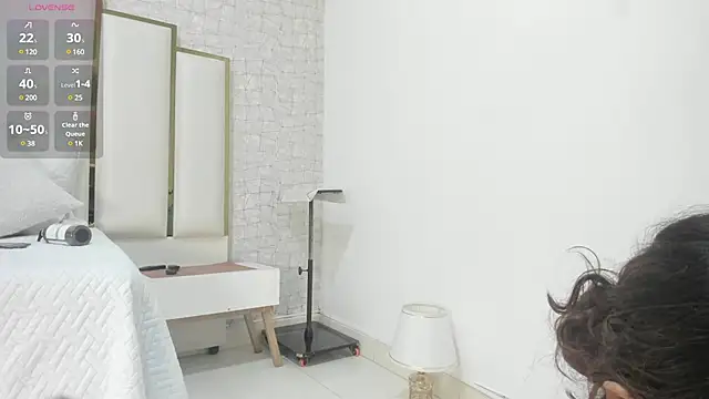 Victoriaa millers online show from 03-16-25, 03:25