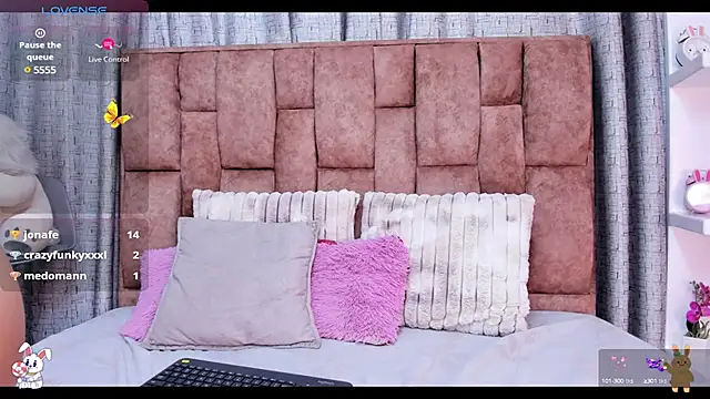 lila noa online show from 02-21-25, 06:40