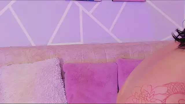 lila noa online show from 09-23-25, 07:28