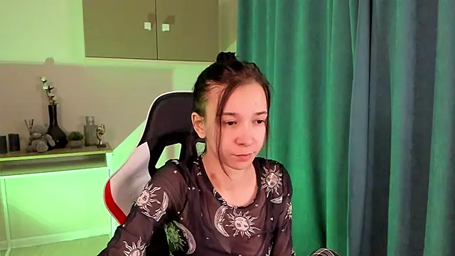 LilithStrangfor online show from 12-16-24, 04:55