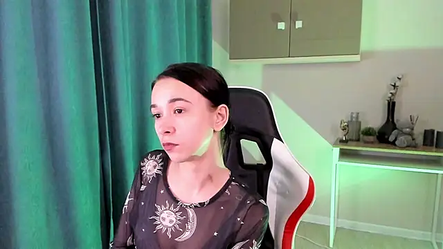 LilithStrangfor online show from 12-16-24, 11:01