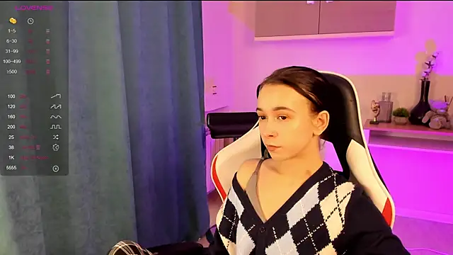 LilithStrangfor online show from 12-17-24, 11:17