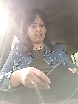 Snapshot of larylary6969 chatting on 10-21-25, 09:10 larylary6969 online show from 10-21-25, 09:10