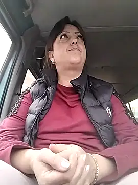 Snapshot of larylary6969 chatting on 10-29-25, 08:16 larylary6969 online show from 10-29-25, 08:16