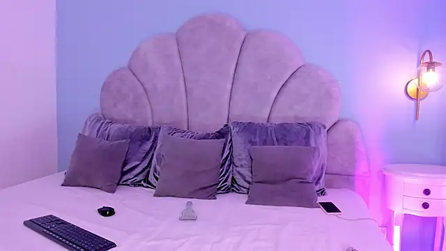 Snapshot of shaina_vasquez chatting on 02-26-25, 06:21 shaina vasquez online show from 02-26-25, 06:21