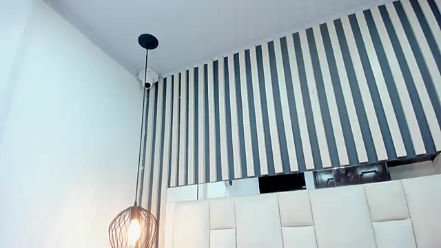 mariaa fernanda online show from 12-29-24, 07:11