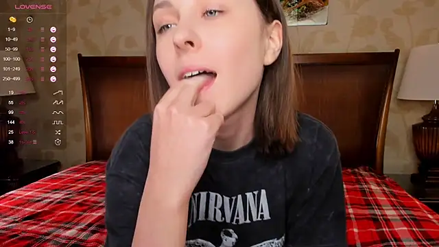 GemmaHanly online show from 12-13-24, 06:16