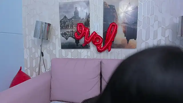  miaquevedo  online show from 02-05-25, 12:27