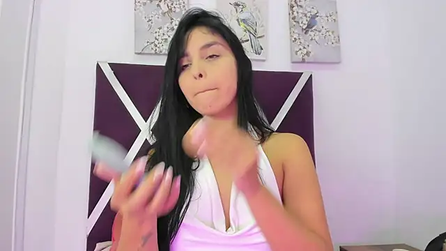  miaquevedo  online show from 11-12-25, 03:12