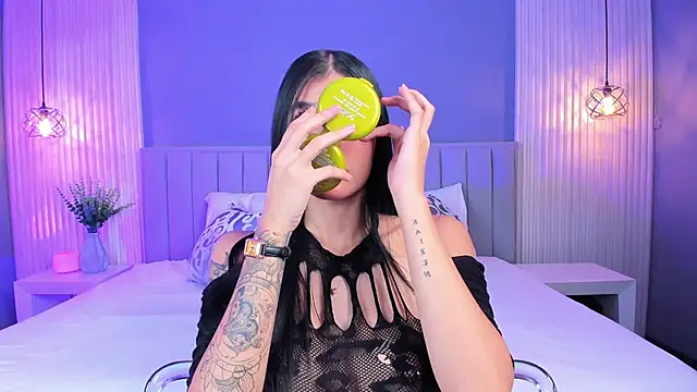 Snapshot of CaitlynCouper chatting on 09-08-25, 10:42 CaitlynCouper online show from 09-08-25, 10:42