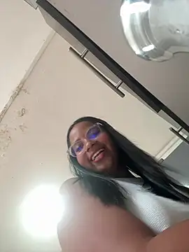 Snapshot of SussiSotto chatting on 12-15-24, 12:38 SussiSotto online show from 12-15-24, 12:38