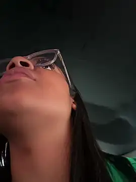 Snapshot of SussiSotto chatting on 12-15-24, 09:53 SussiSotto online show from 12-15-24, 09:53