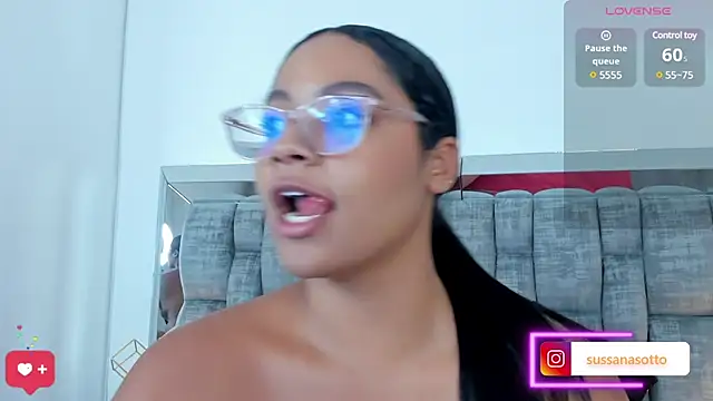 Snapshot of SussiSotto chatting on 03-12-25, 05:38 SussiSotto online show from 03-12-25, 05:38