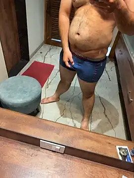 versatile guy01 online show from 10-18-25, 02:58