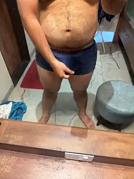 versatile guy01 online show from 11-19-25, 02:55