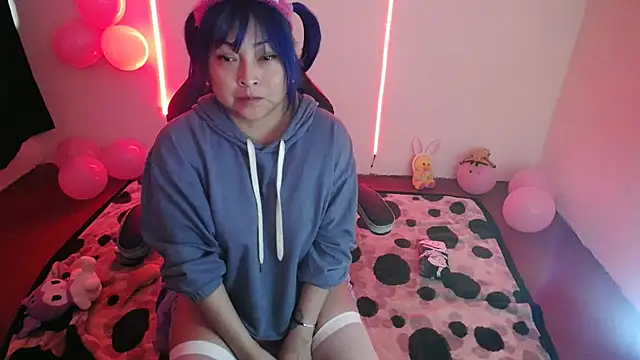 Shaddycute  online show from 12-21-24, 07:06