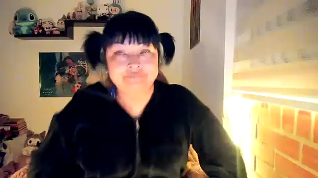 Shaddycute  online show from 02-15-26, 02:19