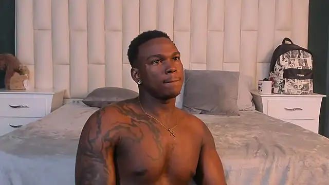 Snapshot of Troykhalil chatting on 01-12-25, 09:08 Troykhalil online show from 01-12-25, 09:08