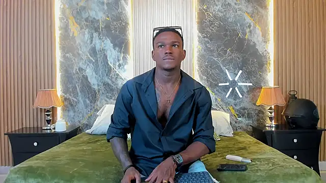 Snapshot of Troykhalil chatting on 02-26-25, 06:54 Troykhalil online show from 02-26-25, 06:54